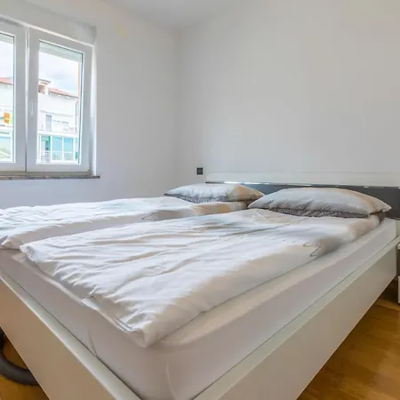 Ante Apartman *